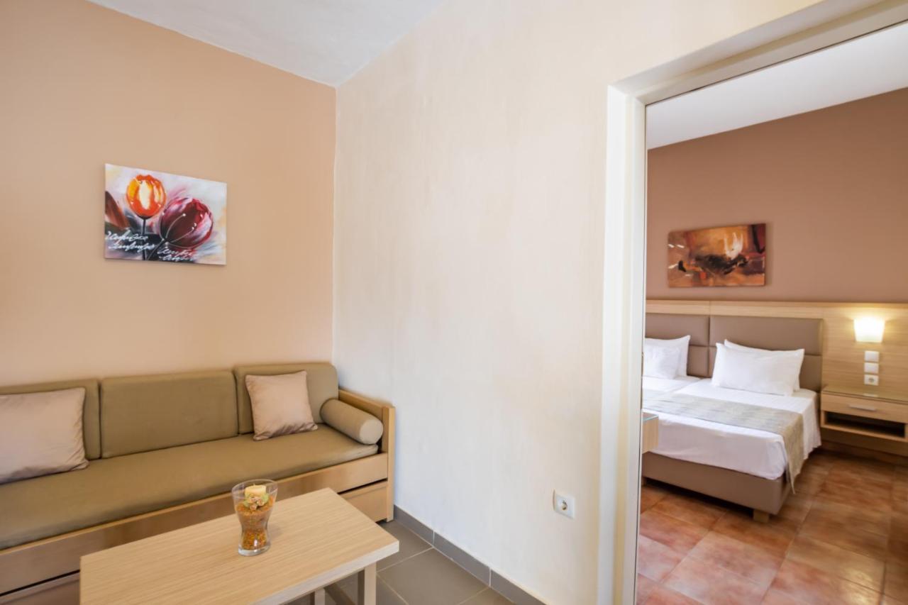 Aphrodite Luxury Studios & Apartments كارباثوس المظهر الخارجي الصورة