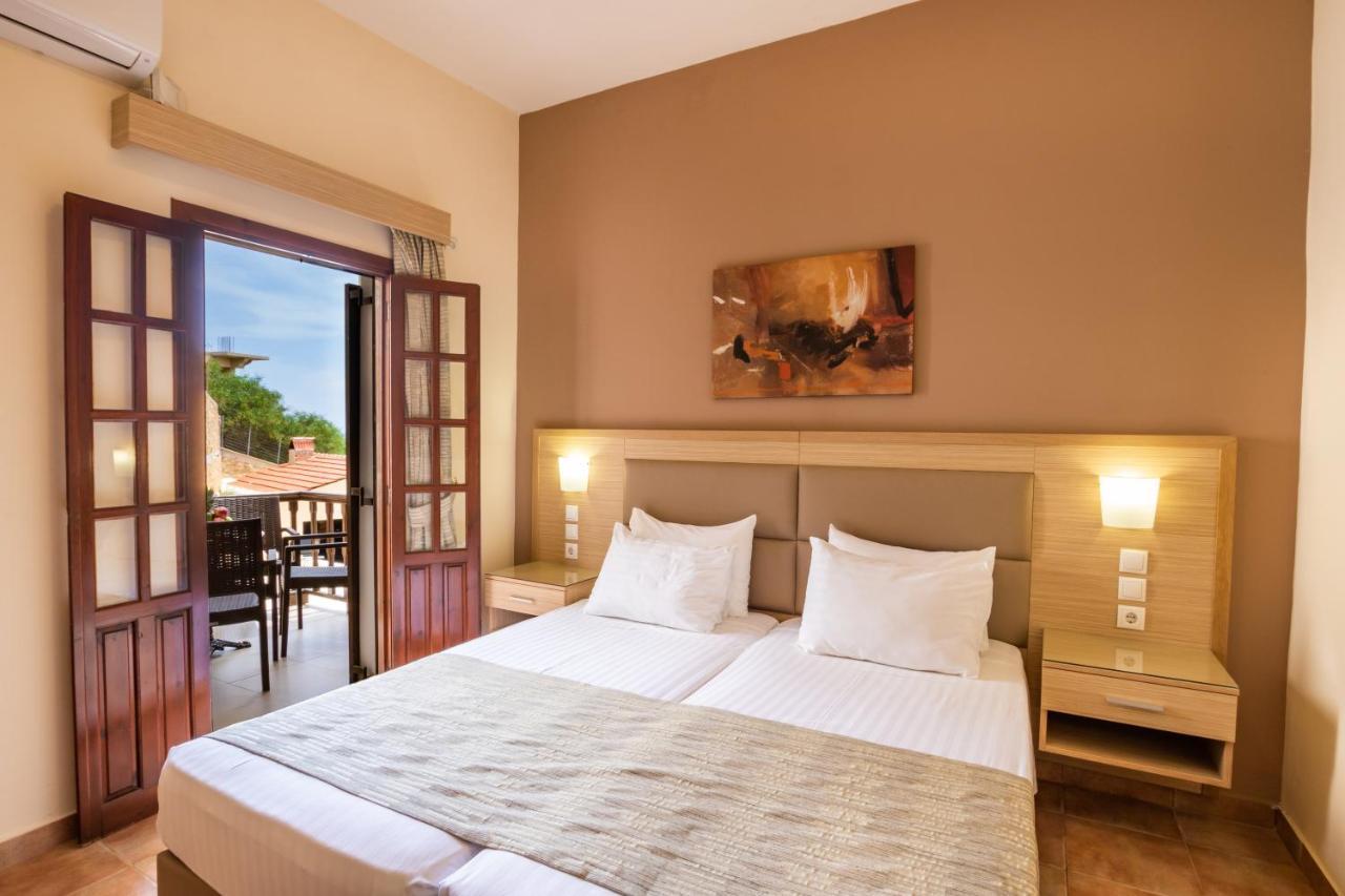 Aphrodite Luxury Studios & Apartments كارباثوس المظهر الخارجي الصورة