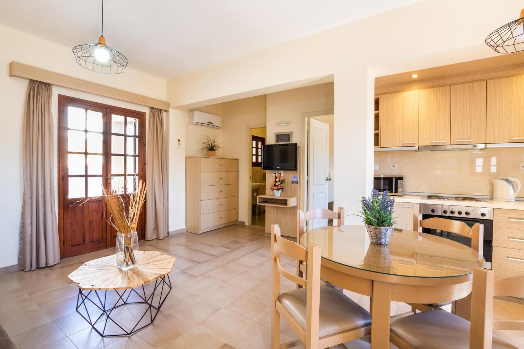 Aphrodite Luxury Studios & Apartments كارباثوس المظهر الخارجي الصورة