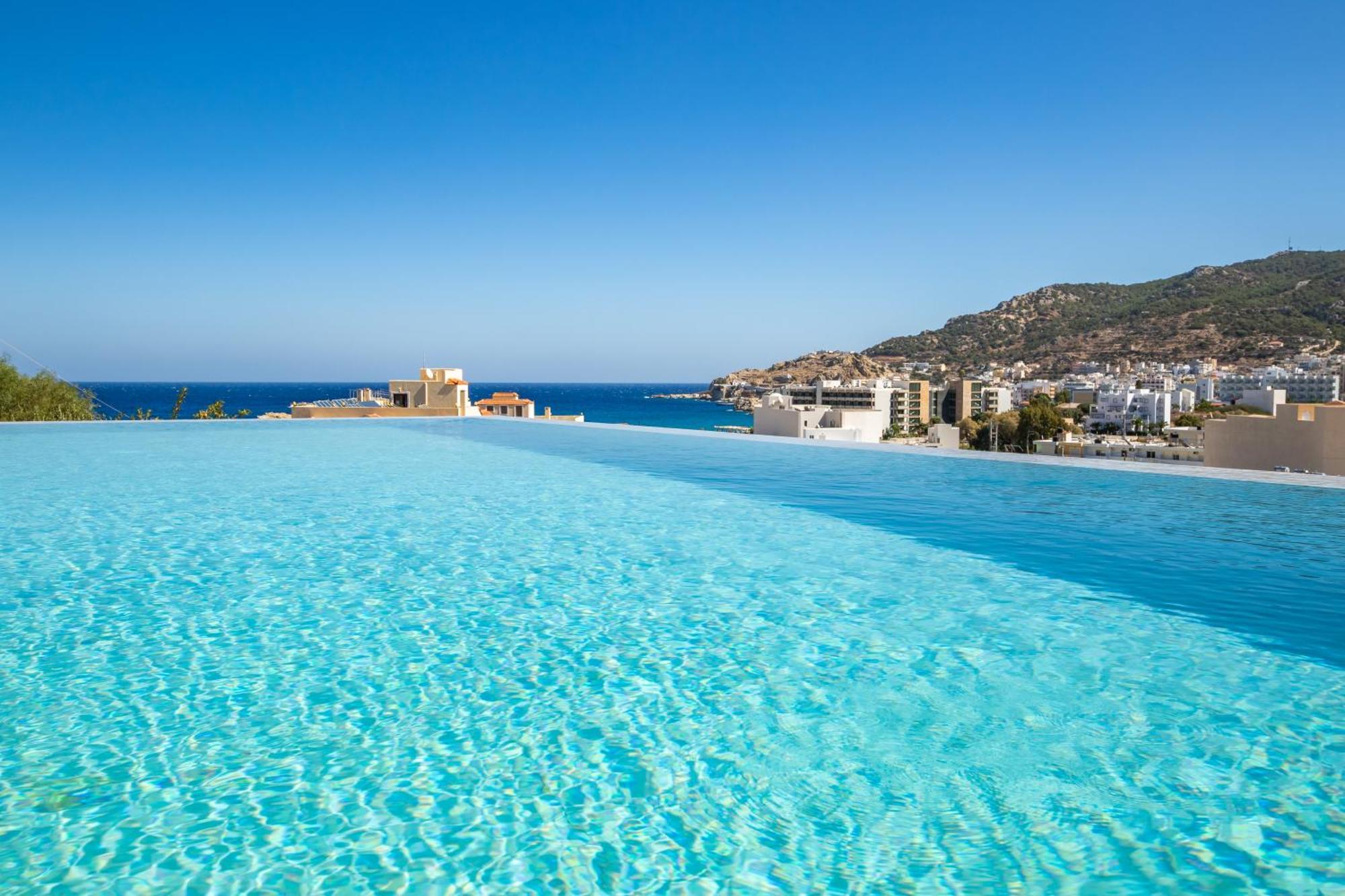 Aphrodite Luxury Studios & Apartments كارباثوس المظهر الخارجي الصورة